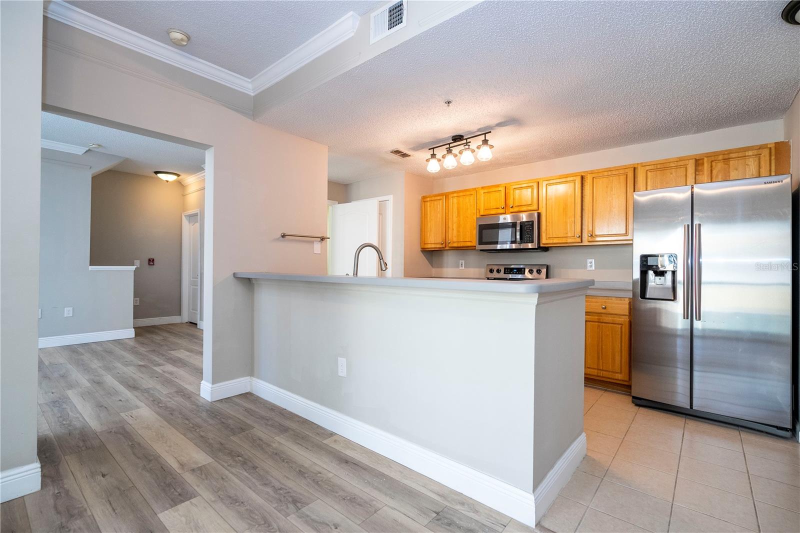 Image 44 of 86 For 12102 Poppy Field Lane 107