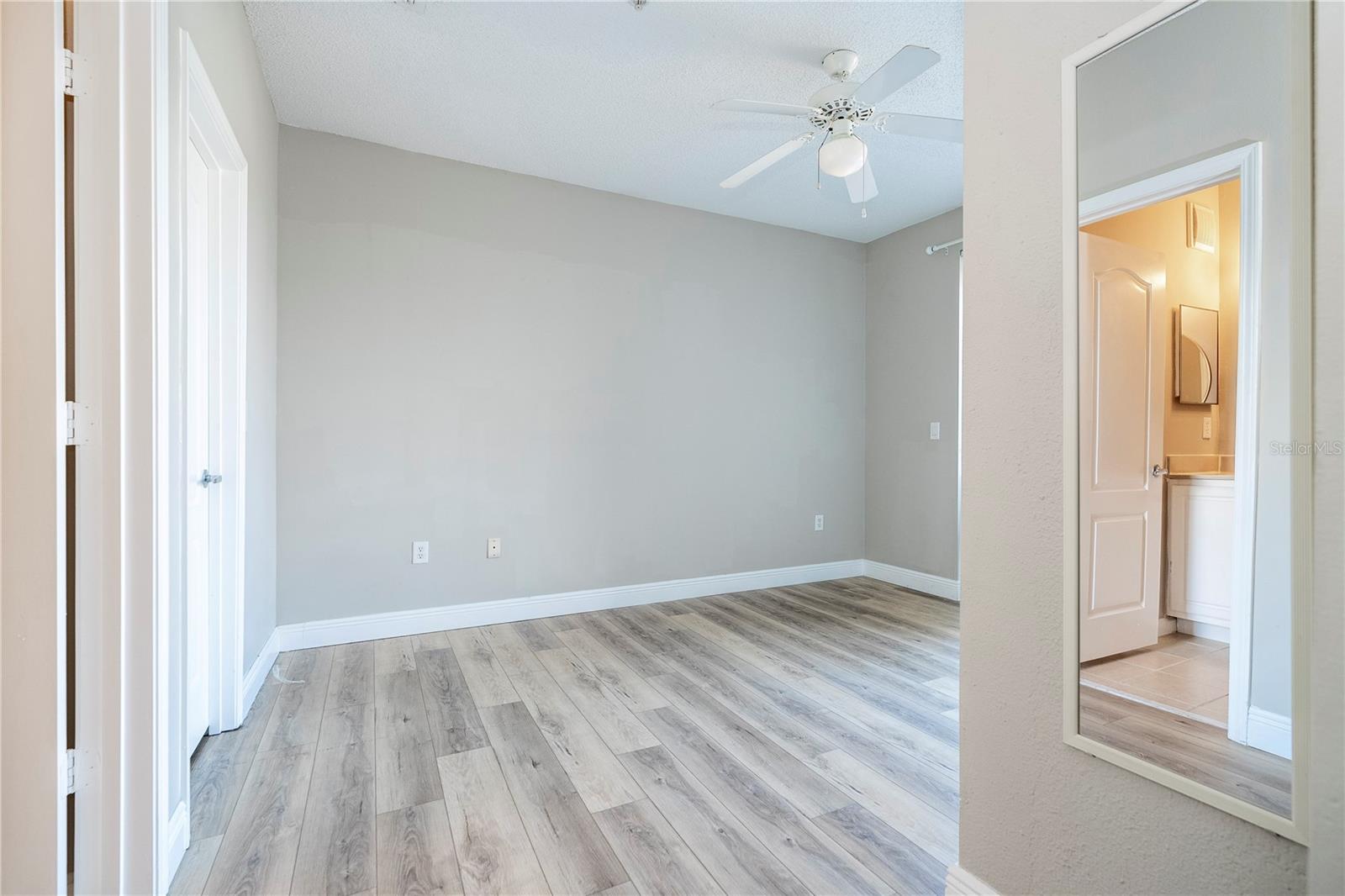 Image 69 of 86 For 12102 Poppy Field Lane 107