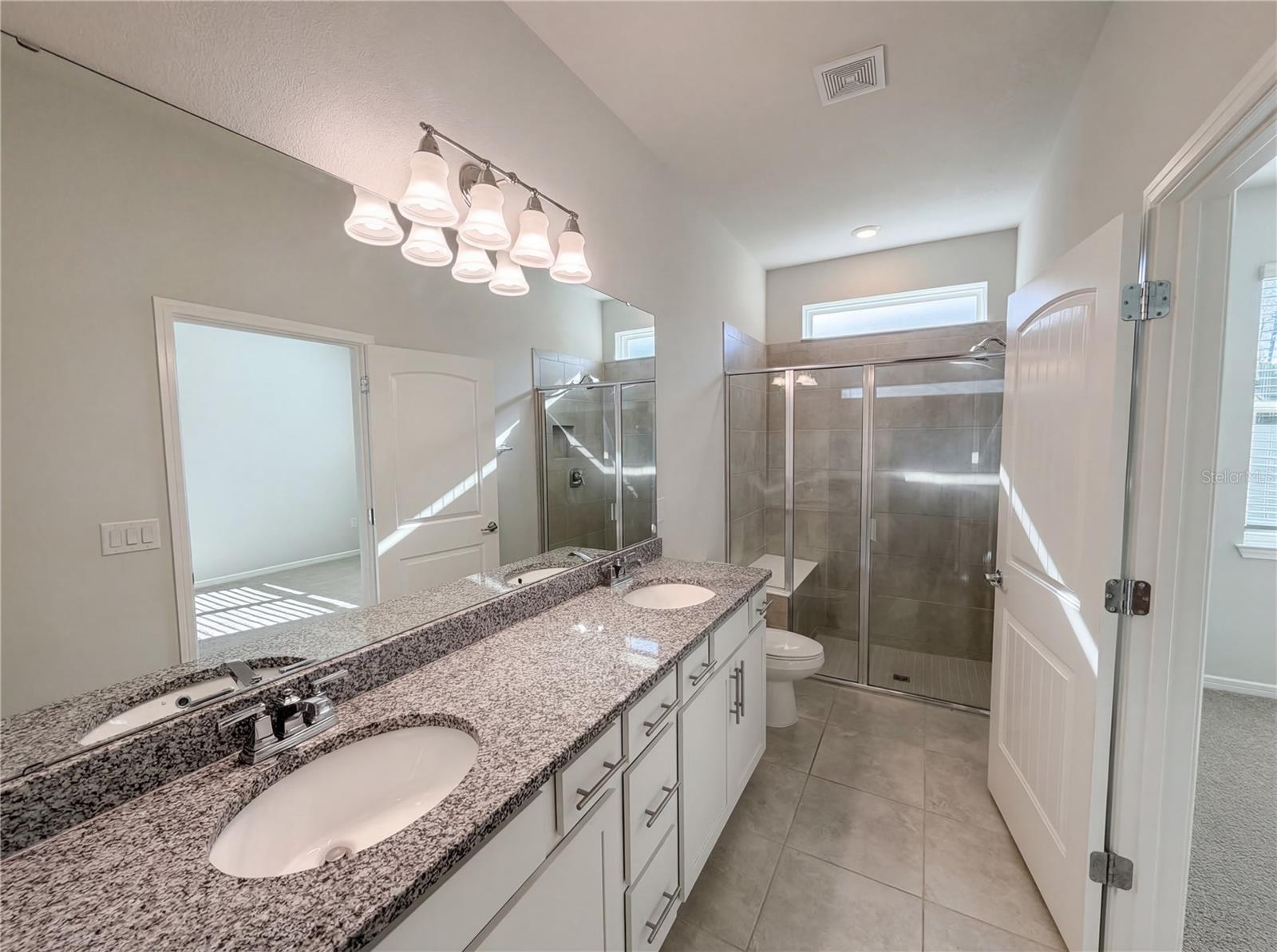 Image 18 of 35 For 20416 Monza Loop