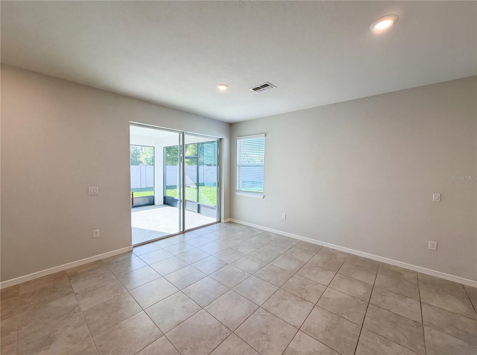 Image 31 of 35 For 20416 Monza Loop