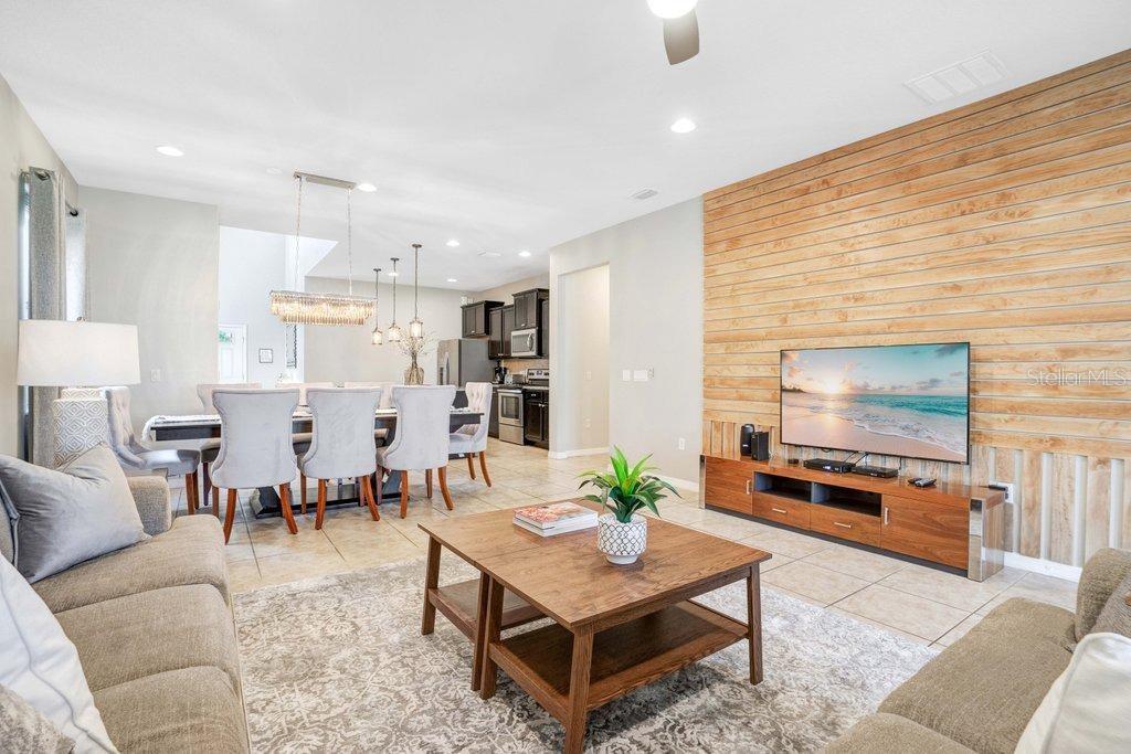 Image 3 of 37 For 8901 Rhodes Street