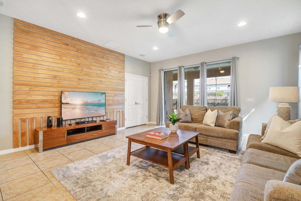 Image 4 of 37 For 8901 Rhodes Street