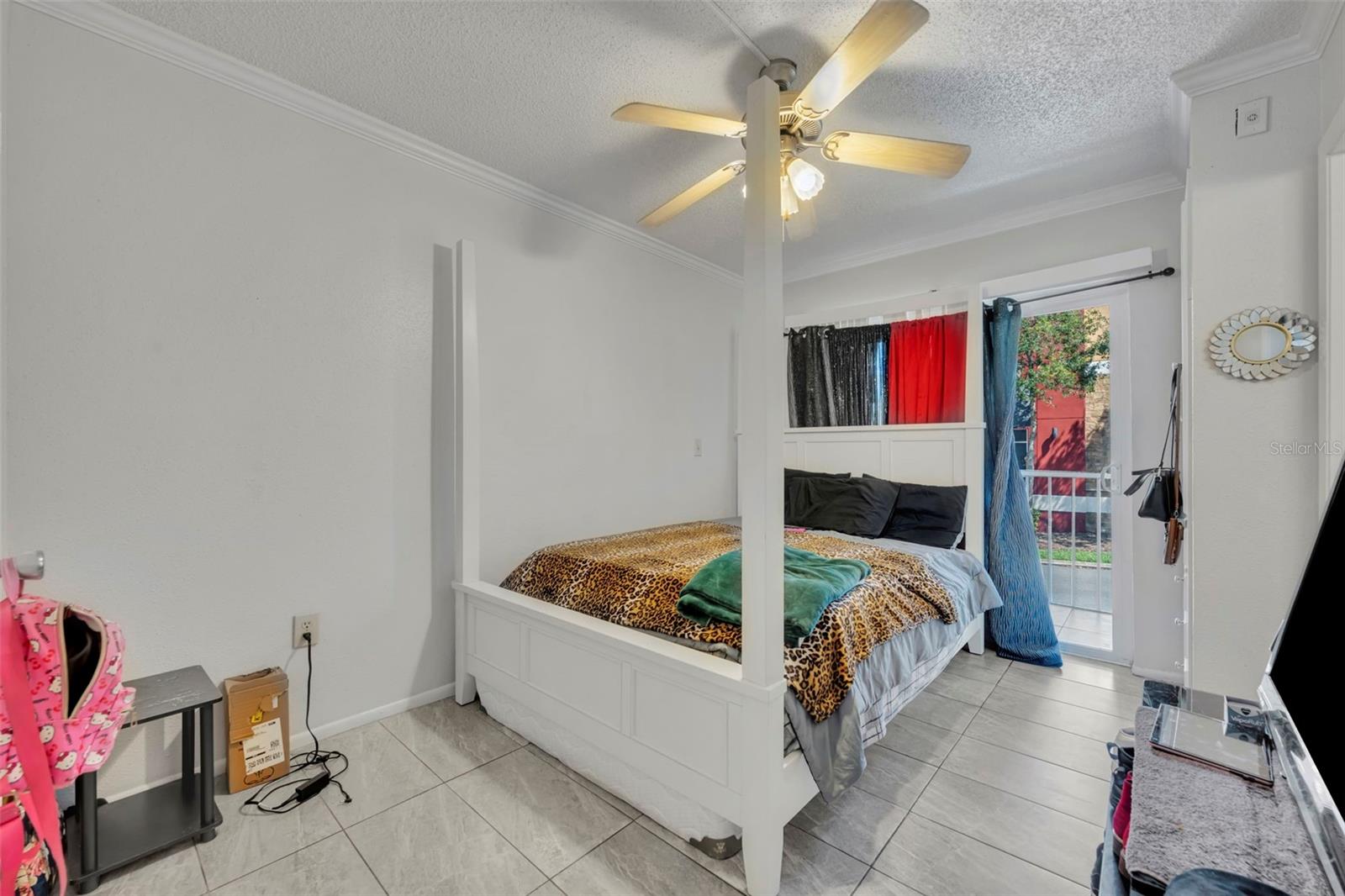 Image 14 of 35 For 145 Oyster Bay Circle 240