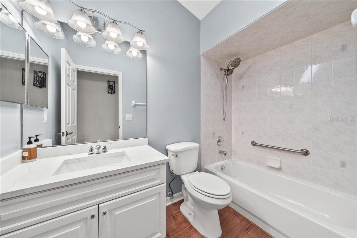 Image 29 of 36 For 1540 Hope Court Se