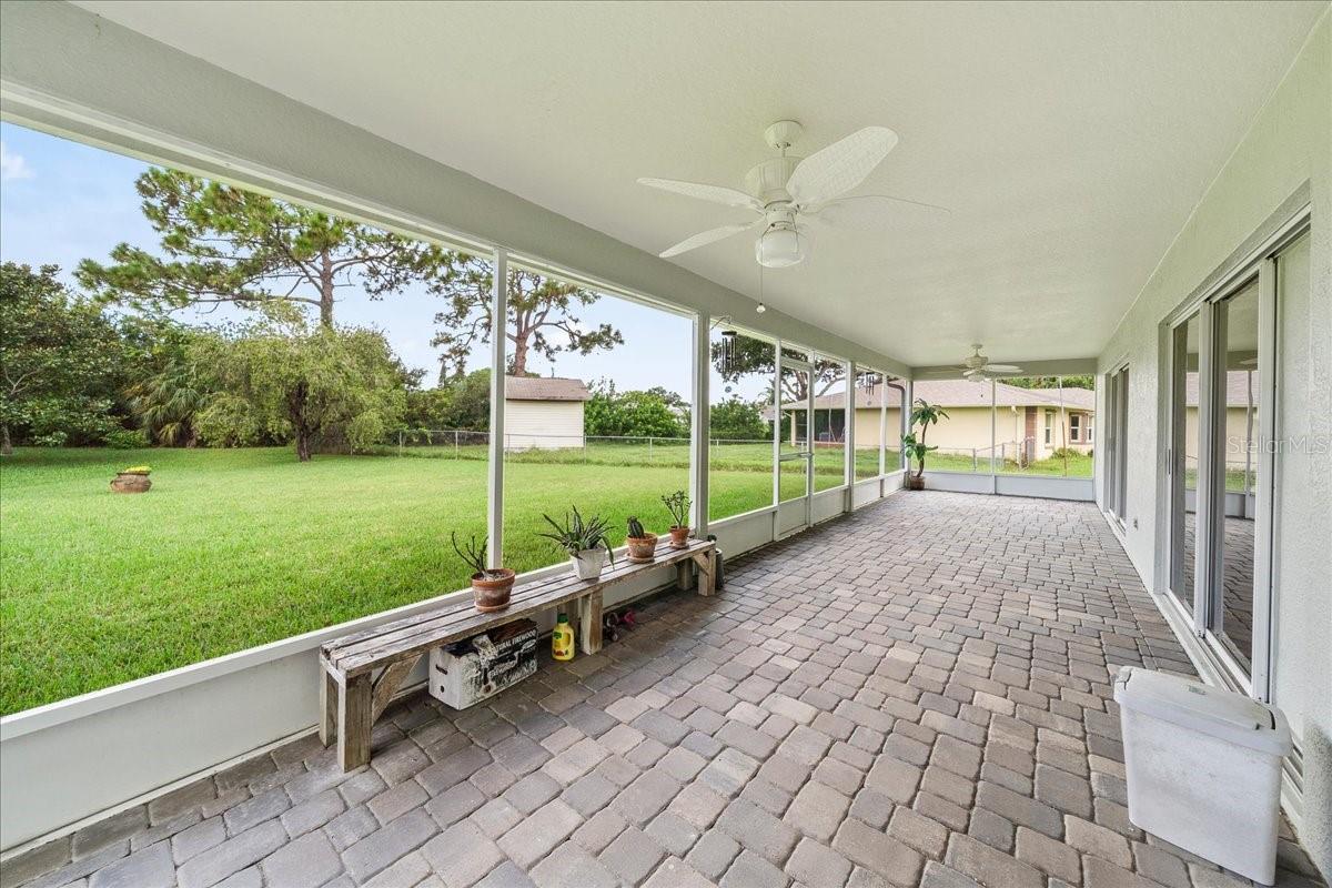 Image 32 of 36 For 1540 Hope Court Se