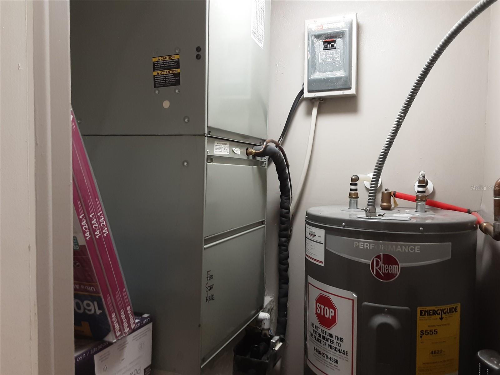 Image 15 of 28 For 1056 Michigan Street 1056a