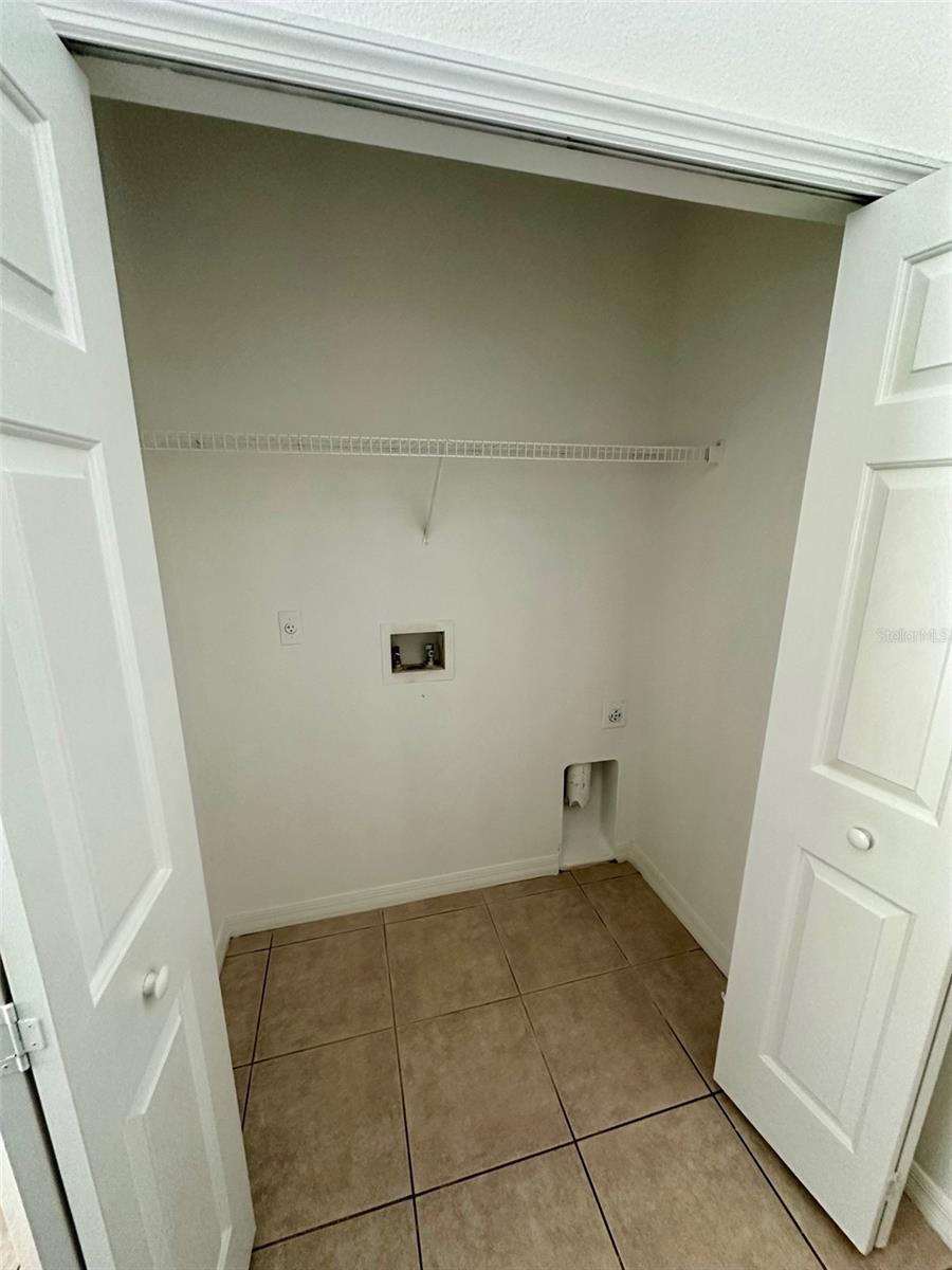 Image 7 of 14 For 510 Blackbird Lane