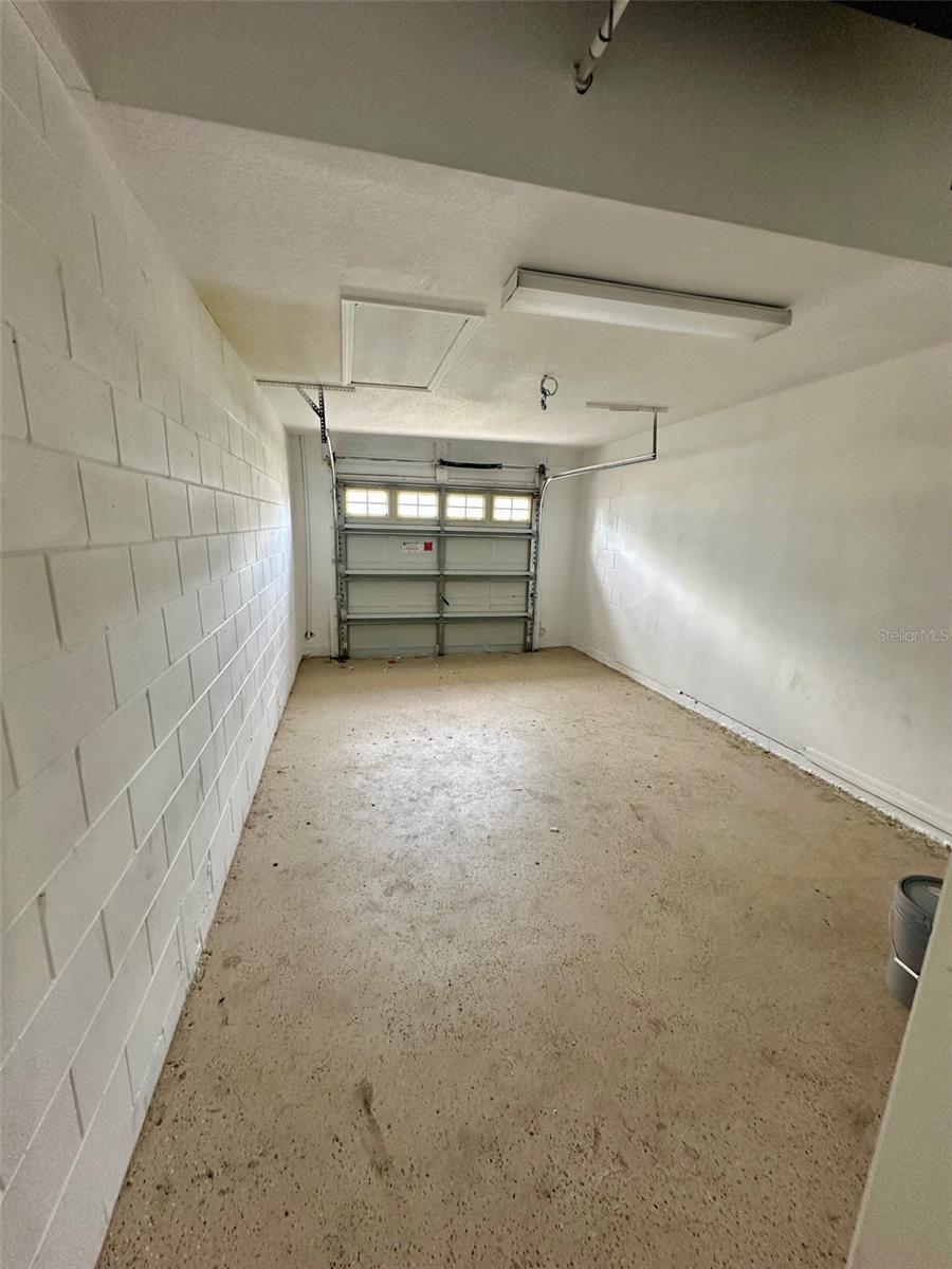 Image 8 of 14 For 510 Blackbird Lane