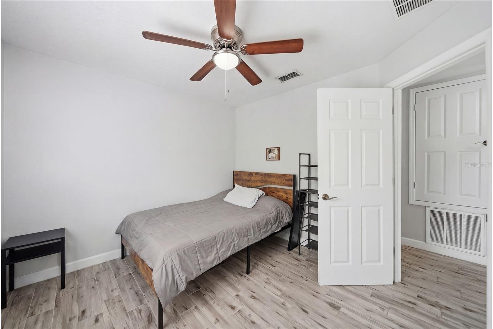 Image 15 of 30 For 14710 Clarkson Drive