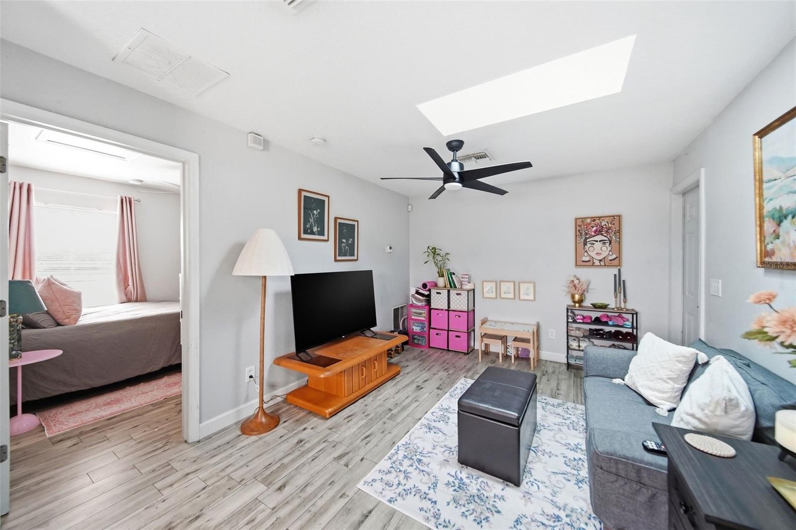 Image 25 of 30 For 14710 Clarkson Drive