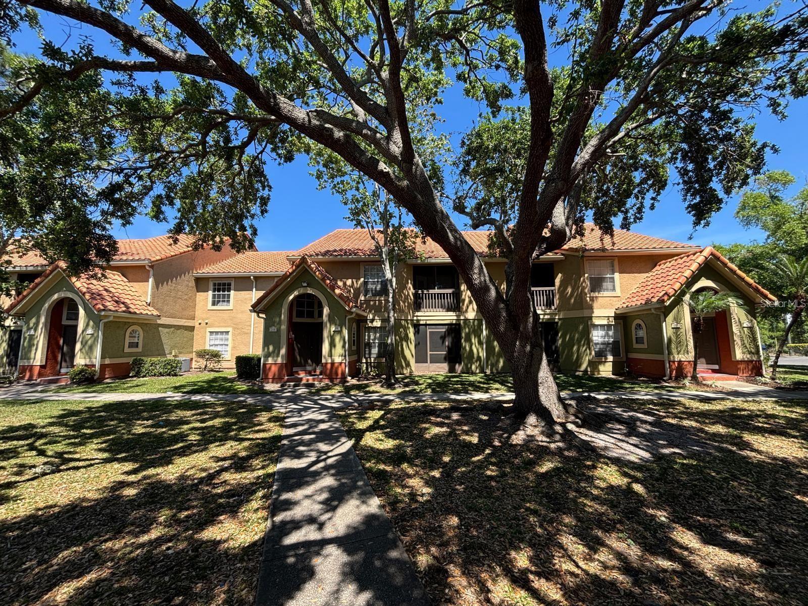 Image 15 of 19 For 433 Fountainhead Circle 192