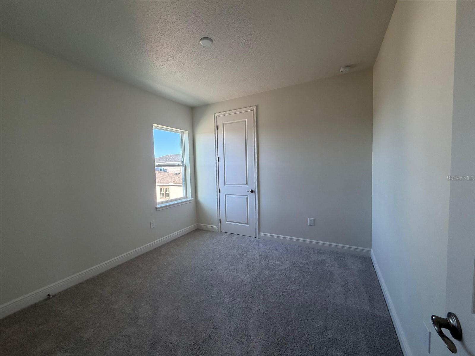 Image 7 of 13 For 10254 Dulbecco Street