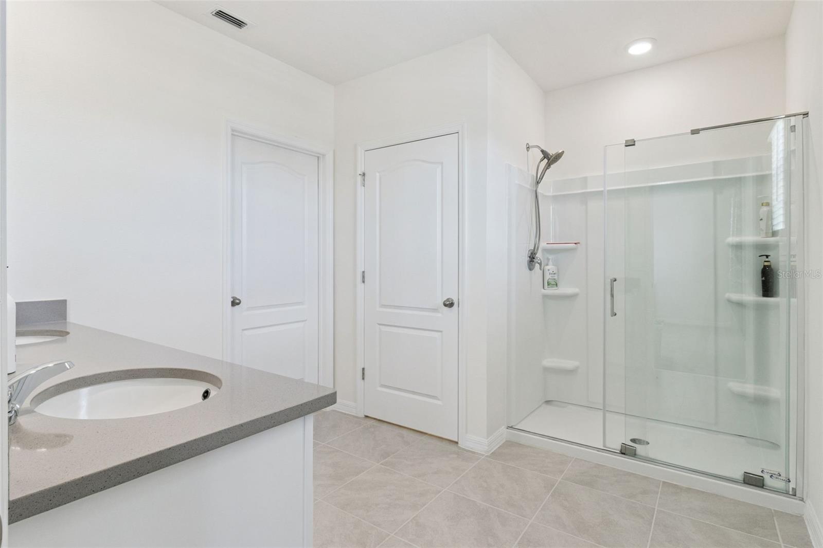 Image 36 of 47 For 1114 Brimstone Circle