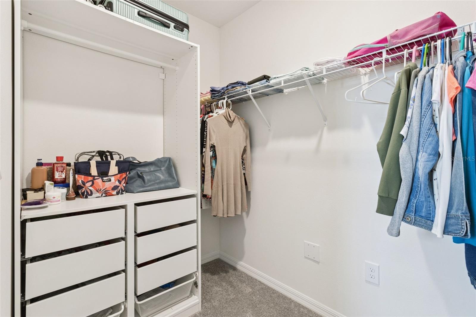 Image 37 of 47 For 1114 Brimstone Circle