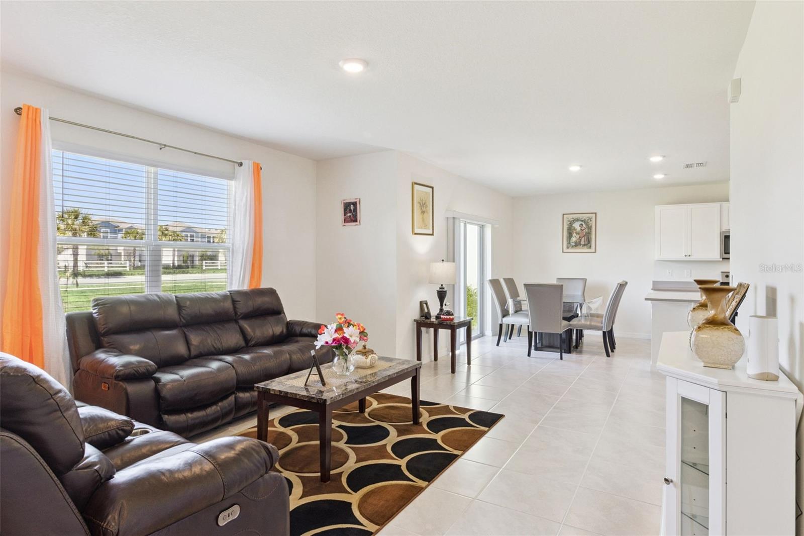 Image 8 of 47 For 1114 Brimstone Circle