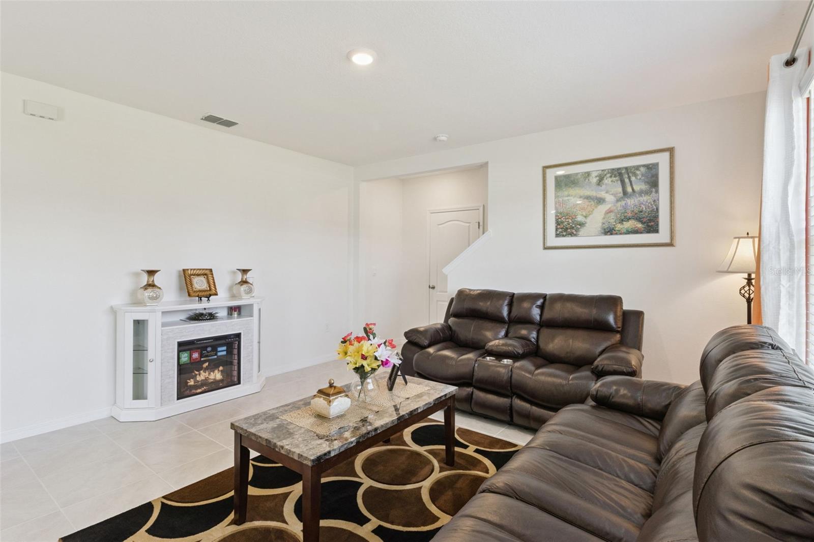 Image 9 of 47 For 1114 Brimstone Circle