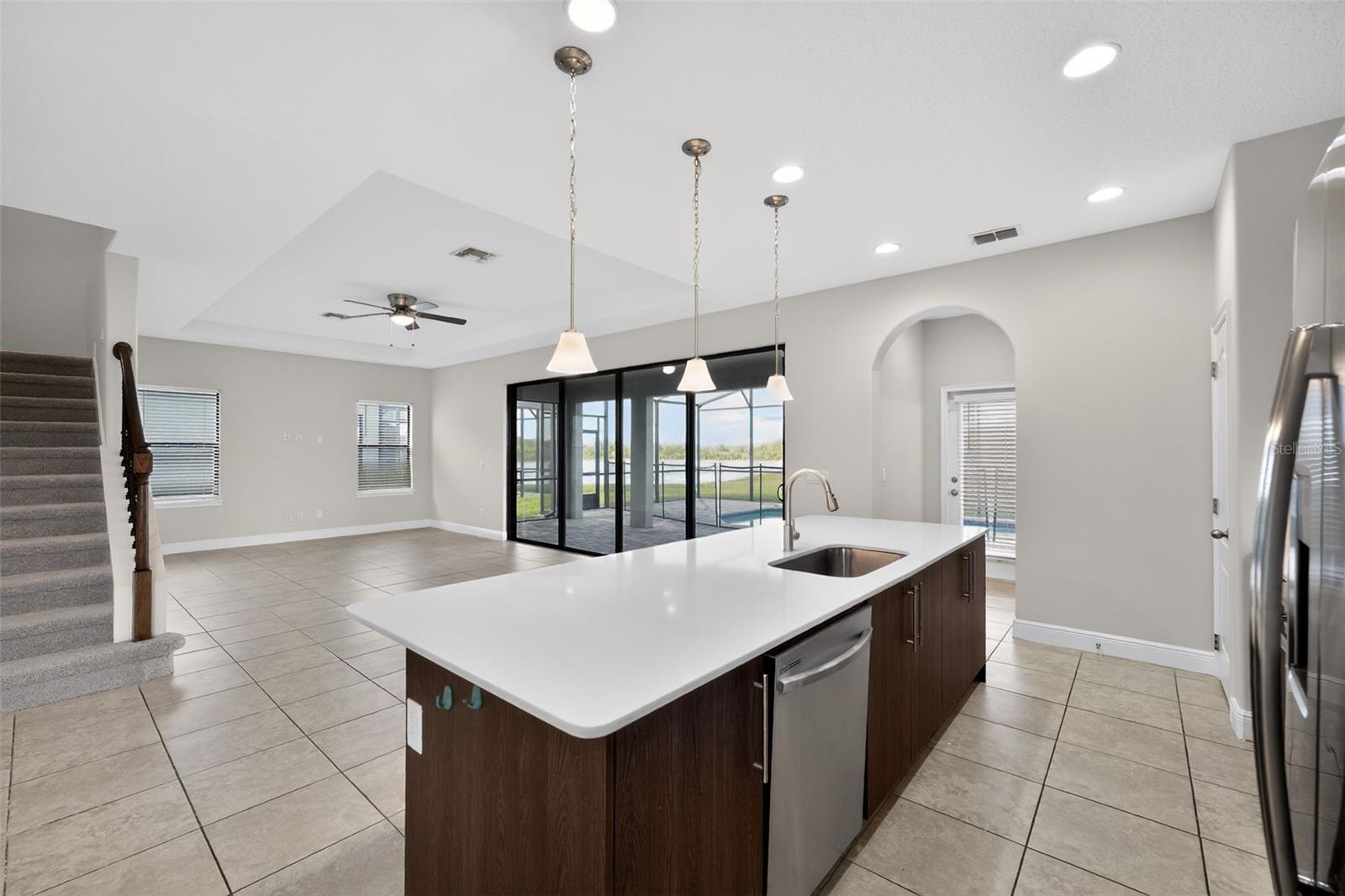 Image 19 of 30 For 193 Macaulay S Cove