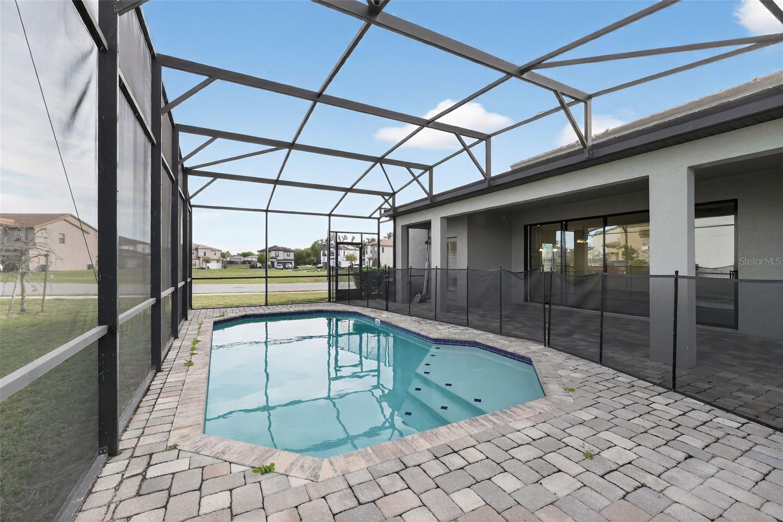 Image 5 of 30 For 193 Macaulay S Cove