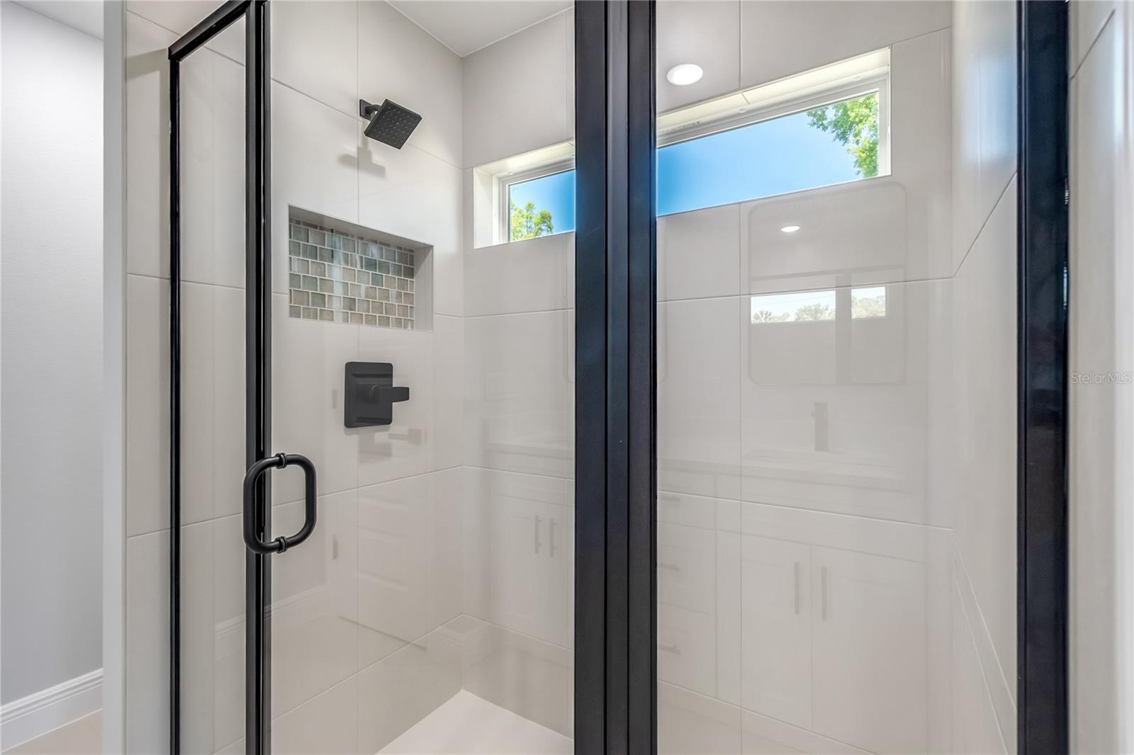 Image 23 of 55 For 11375 74th Avenue