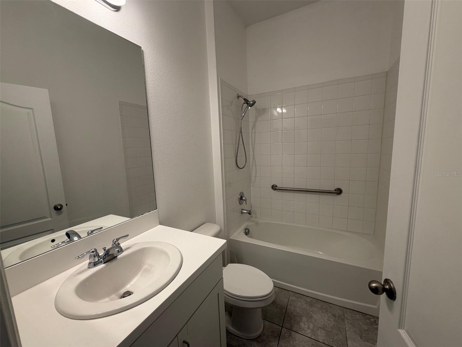 Image 14 of 25 For 1066 Alder Tree Dr.