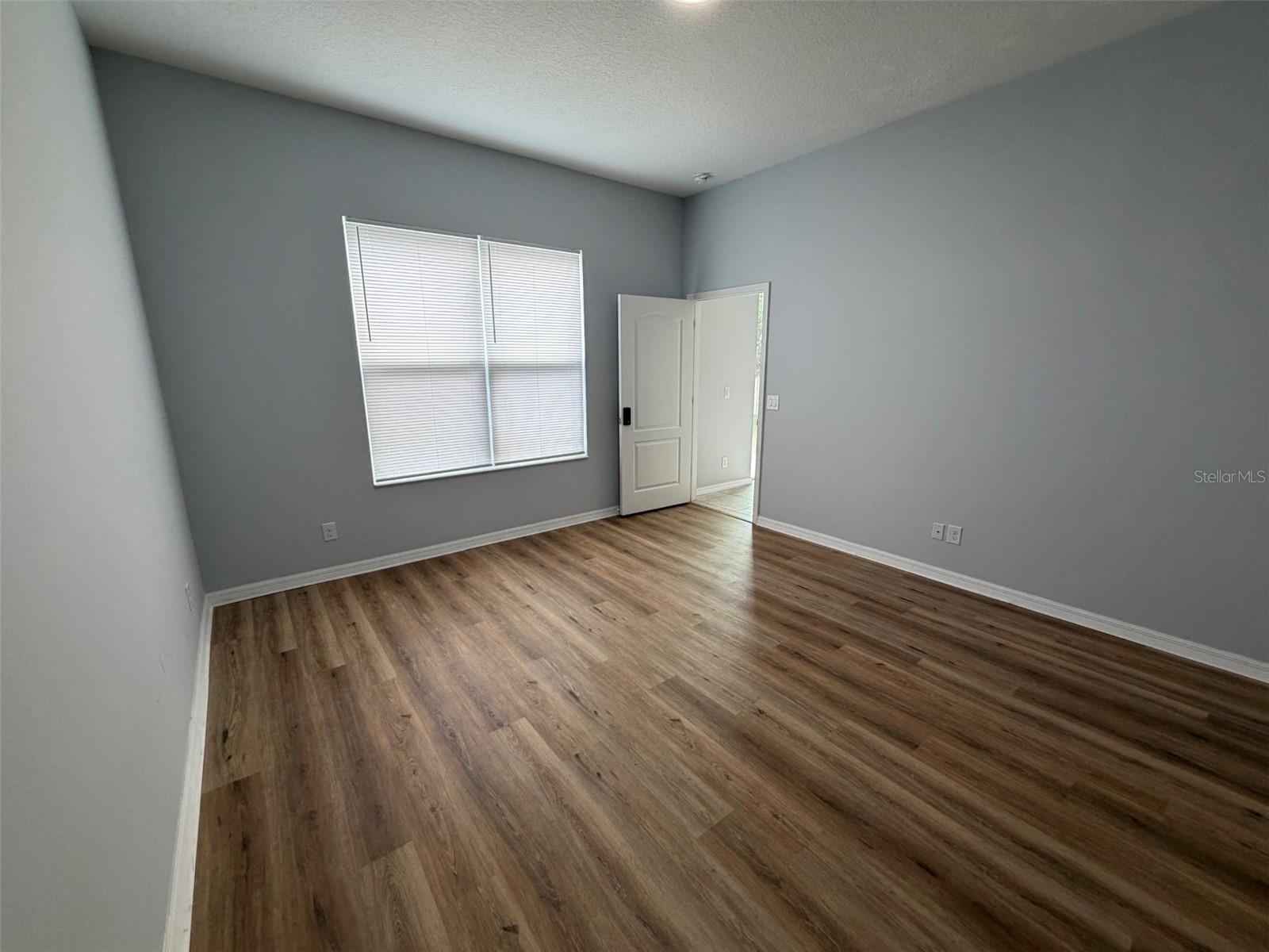 Image 15 of 25 For 1066 Alder Tree Dr.