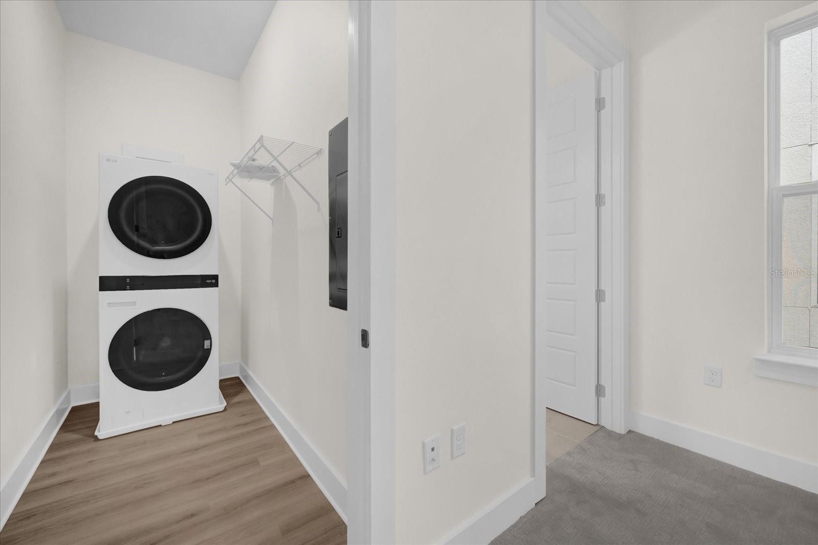 Image 10 of 14 For 878 Tetbury Loop