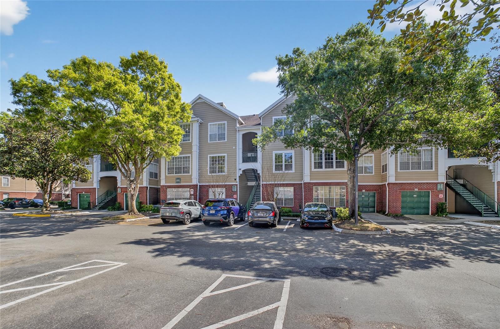 Image 24 of 37 For 13015 Plantation Park Circle 1024