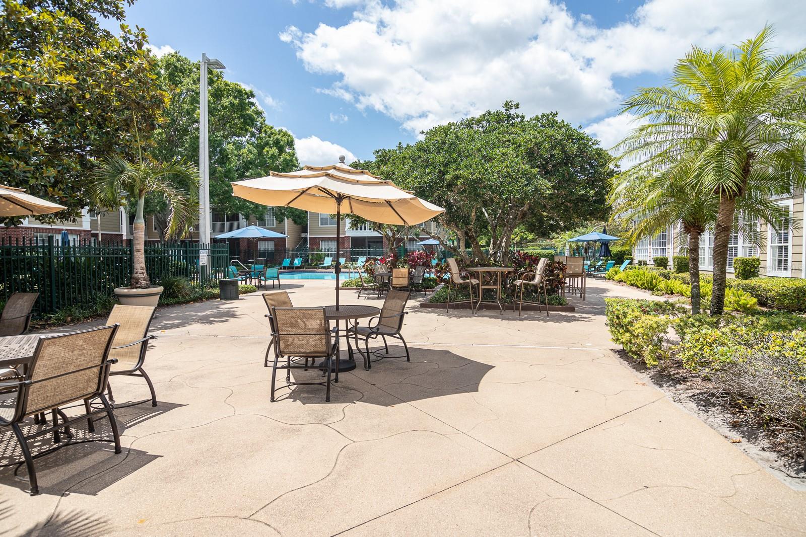 Image 28 of 37 For 13015 Plantation Park Circle 1024