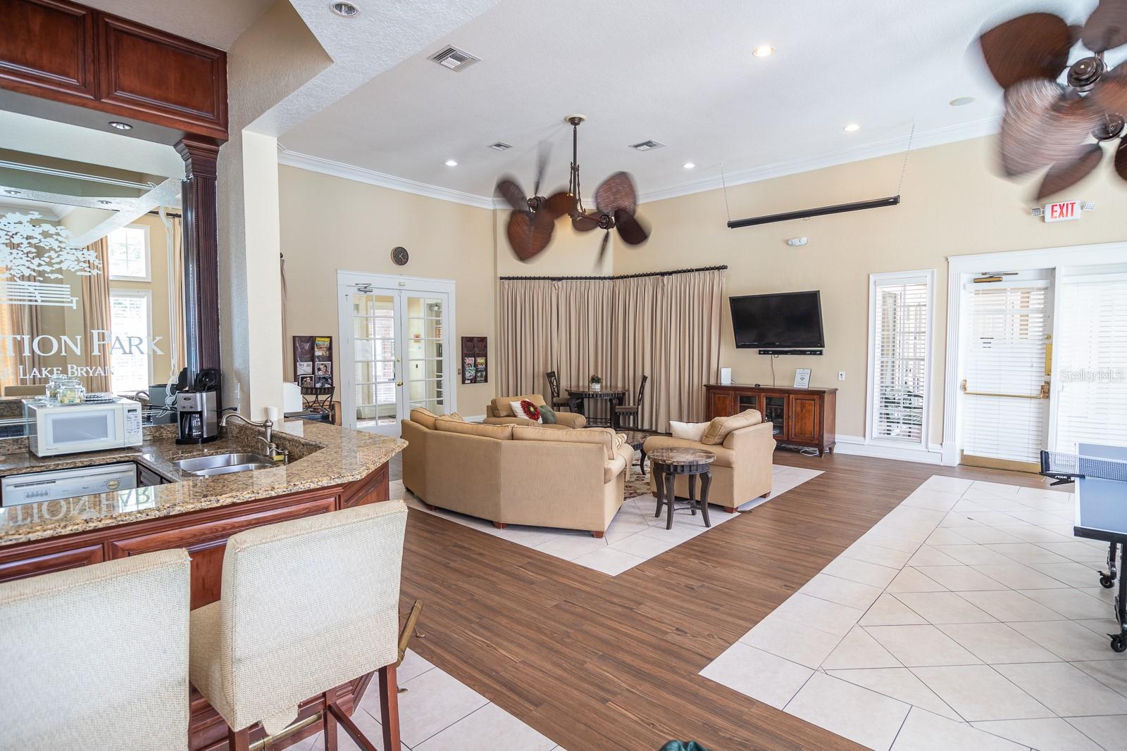 Image 36 of 37 For 13015 Plantation Park Circle 1024