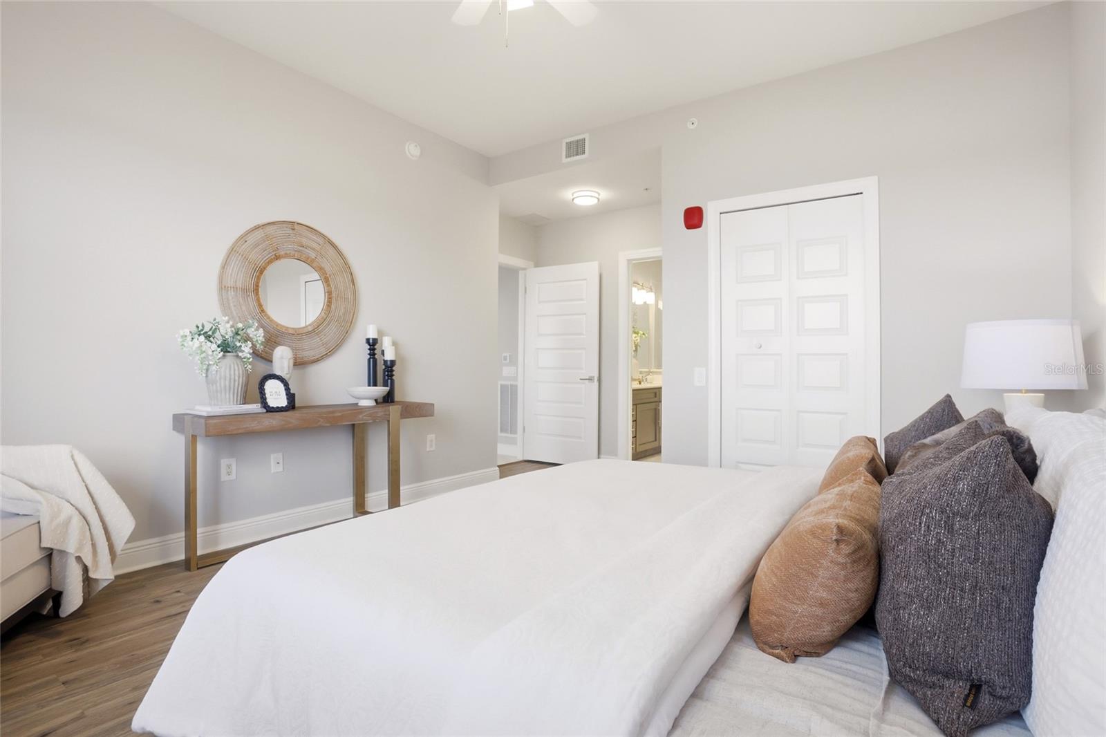 Image 23 of 58 For 16300 County Road 455  714