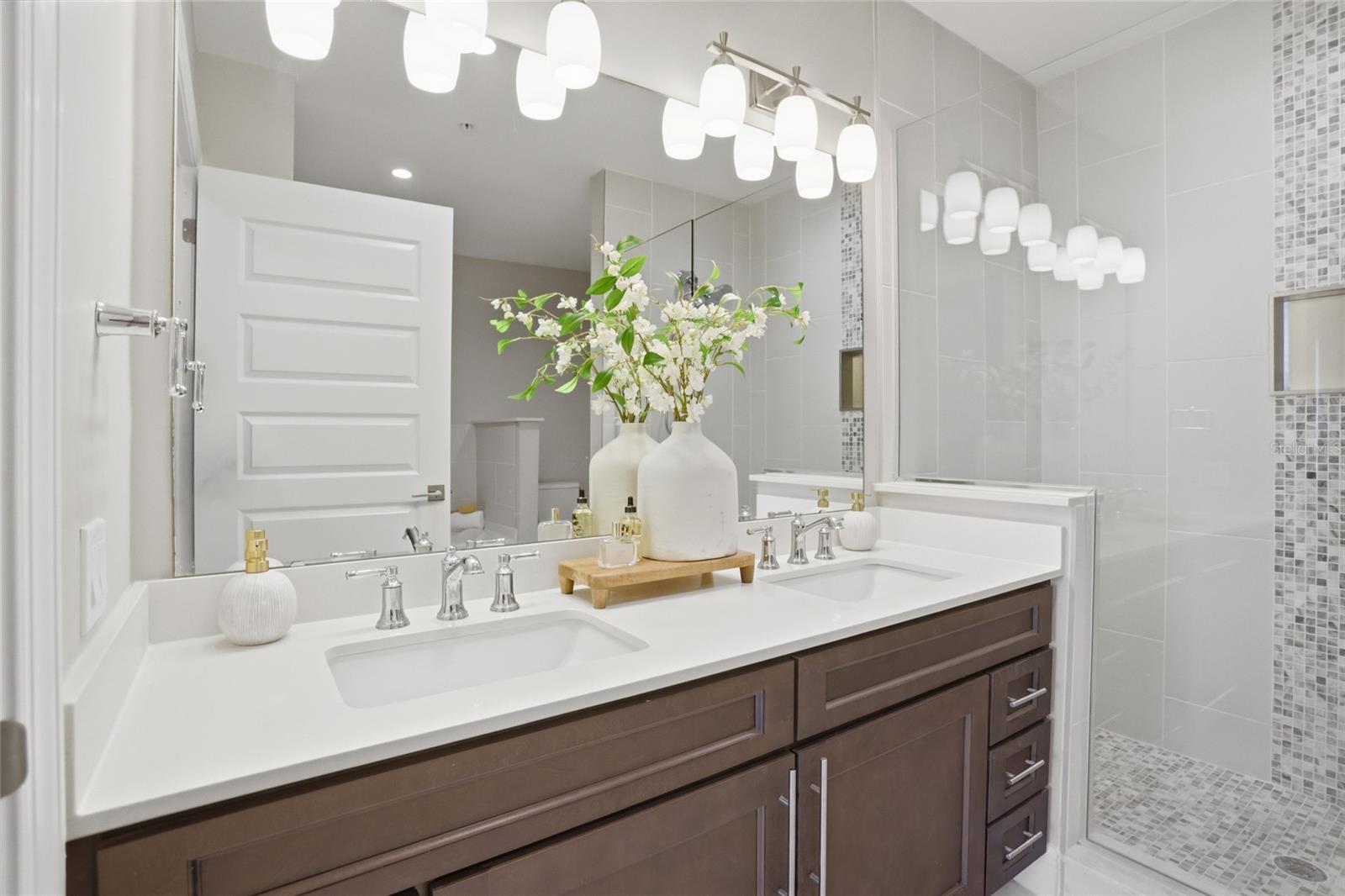 Image 26 of 58 For 16300 County Road 455  714