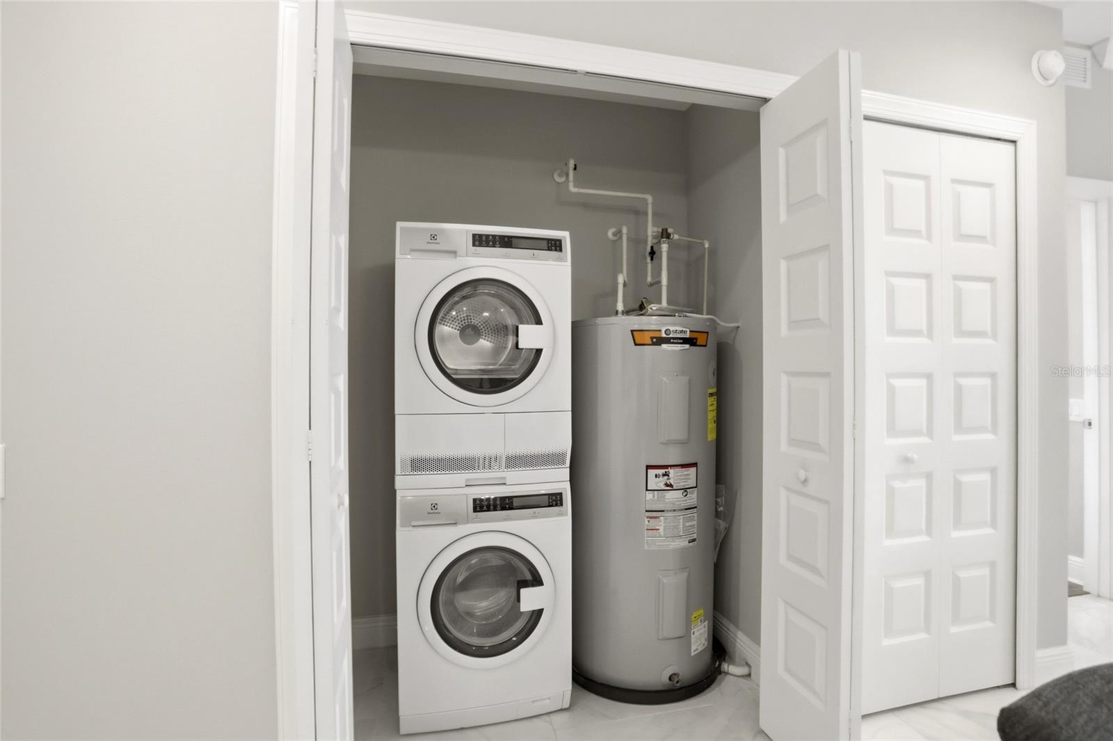 Image 36 of 58 For 16300 County Road 455  714