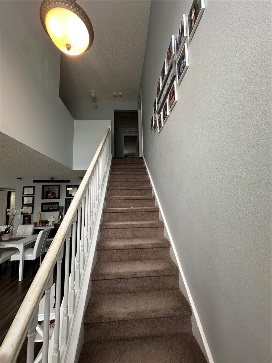 Image 15 of 39 For 102 Wheatfield Circle