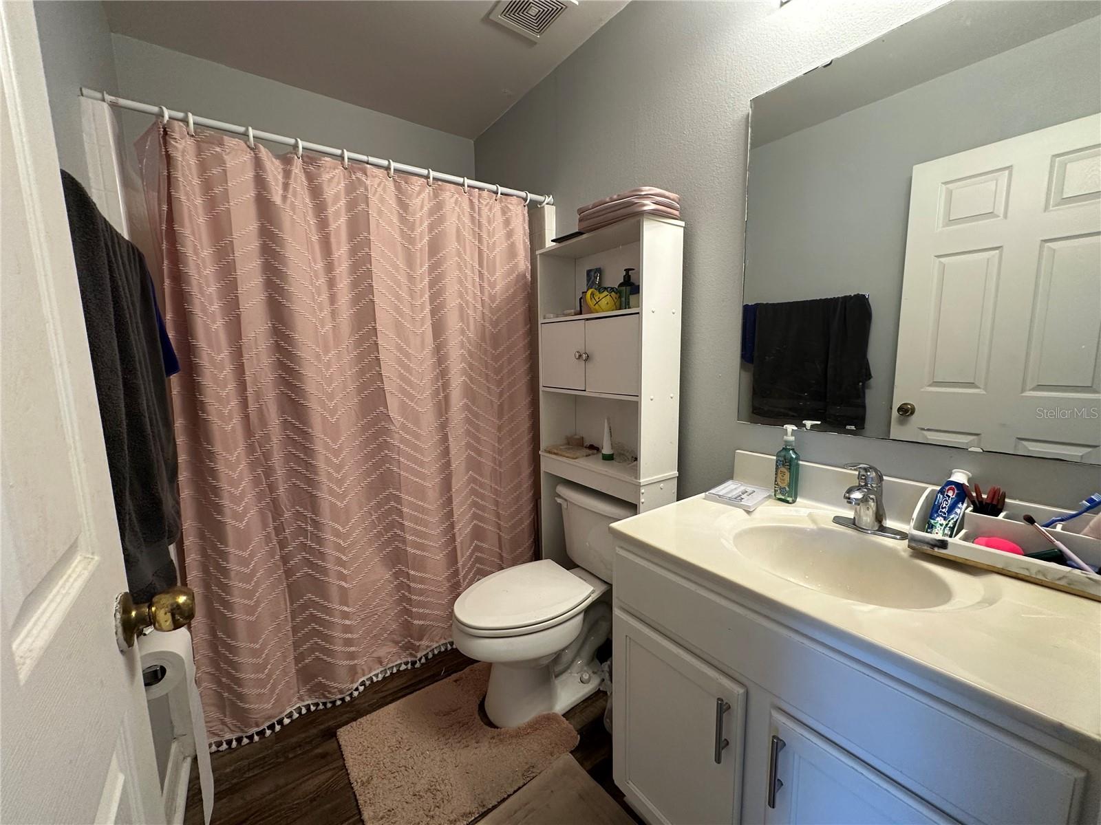 Image 21 of 39 For 102 Wheatfield Circle