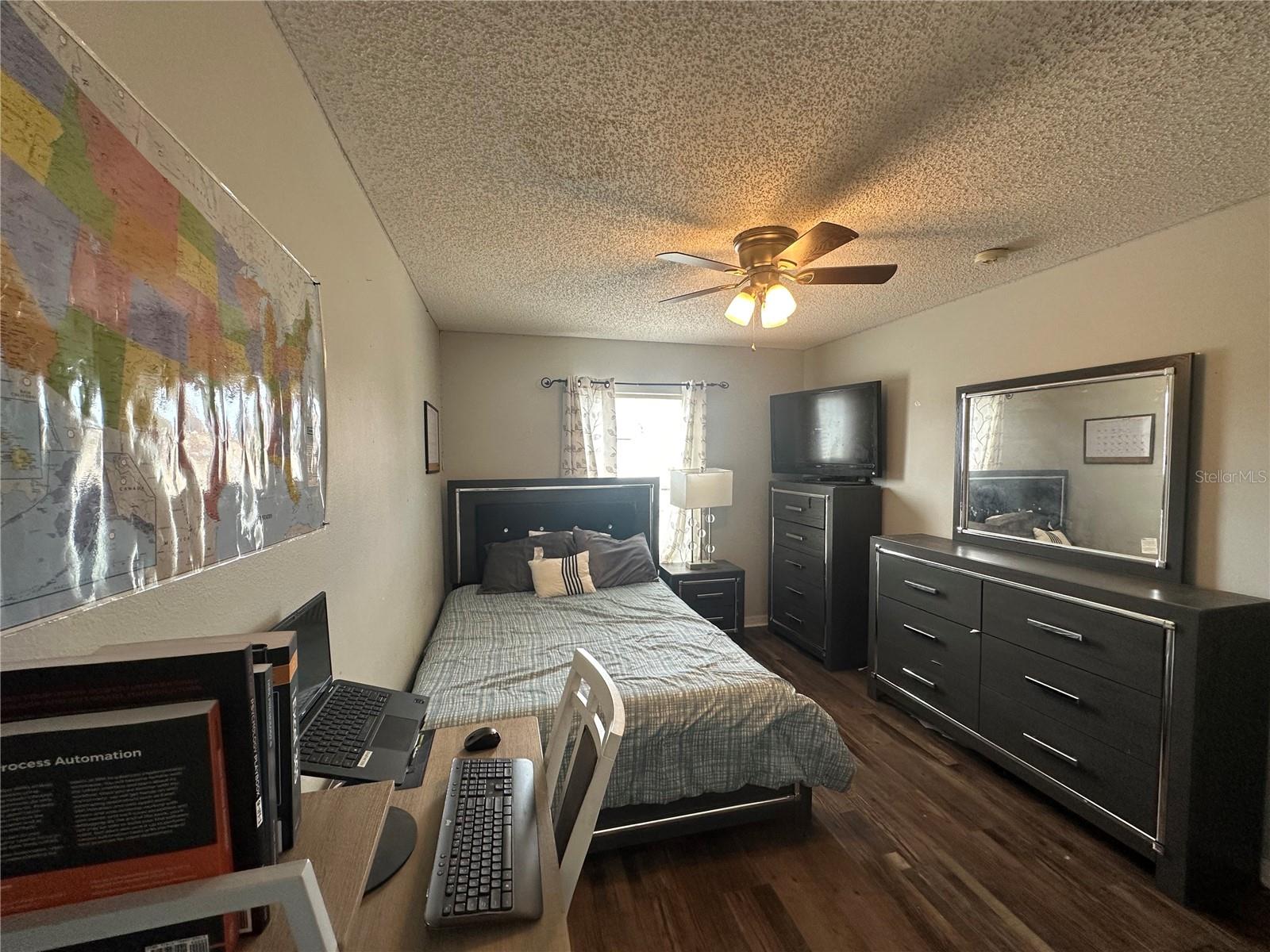 Image 22 of 39 For 102 Wheatfield Circle