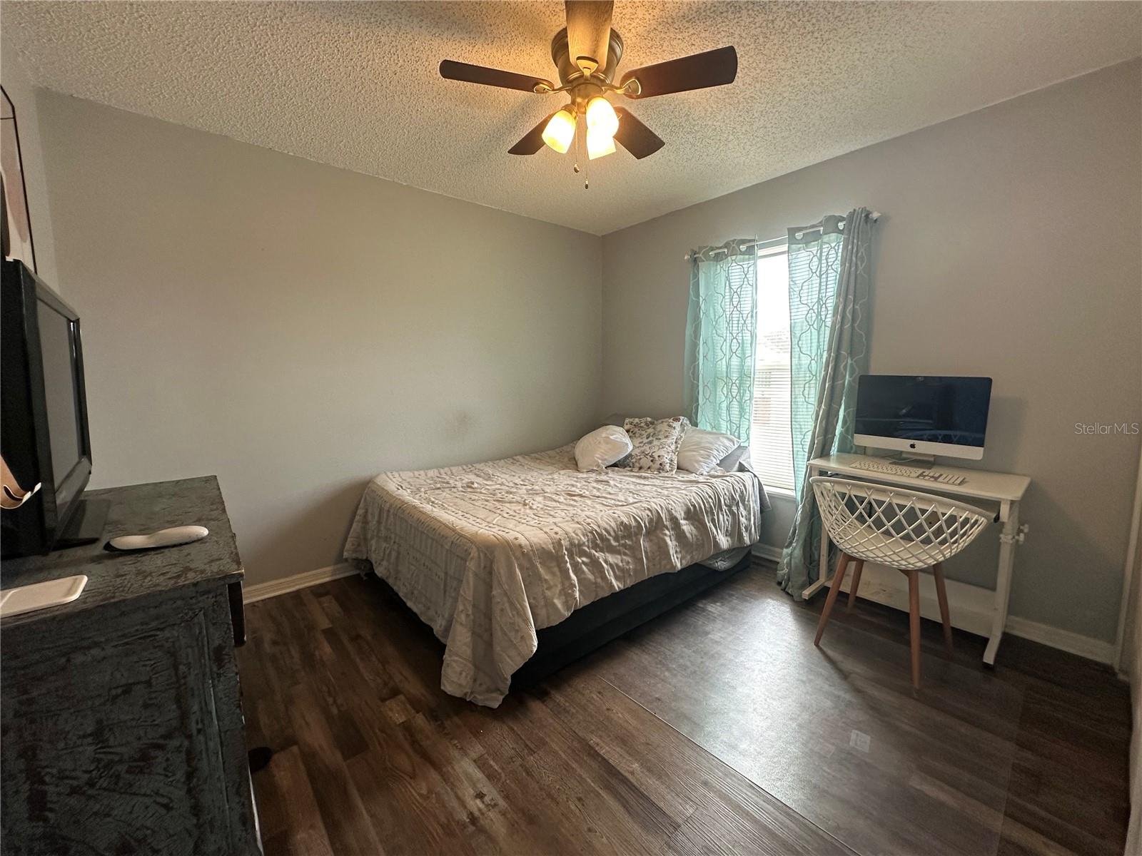 Image 23 of 39 For 102 Wheatfield Circle