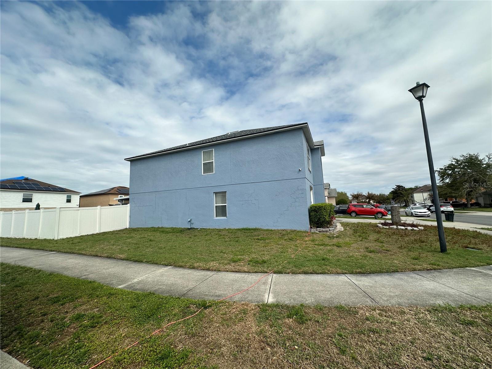 Image 4 of 39 For 102 Wheatfield Circle