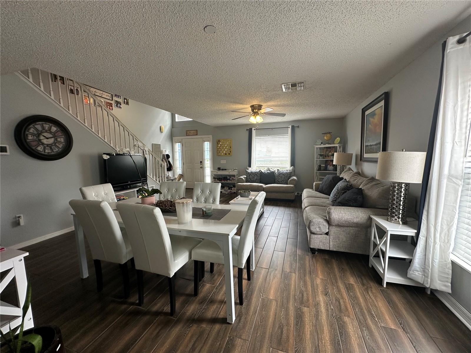 Image 8 of 39 For 102 Wheatfield Circle