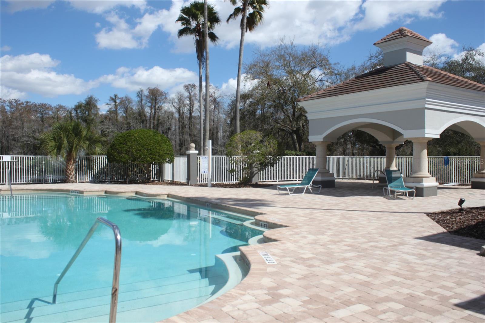 Image 20 of 25 For 13929 Fairway Island Drive 834