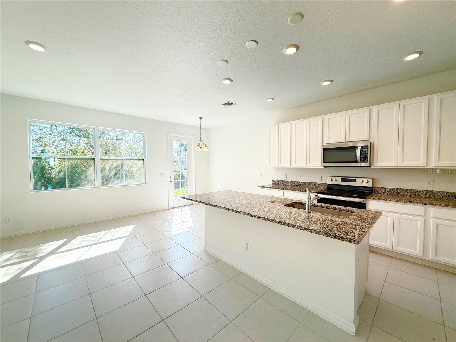 Image 11 of 24 For 1483 Discovery Street