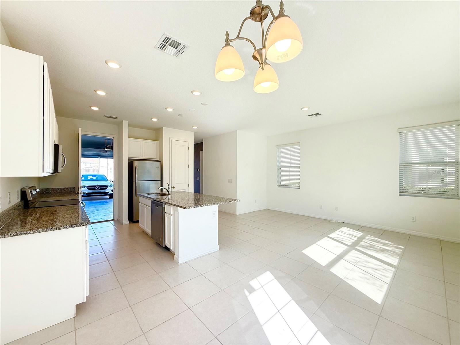 Image 14 of 24 For 1483 Discovery Street