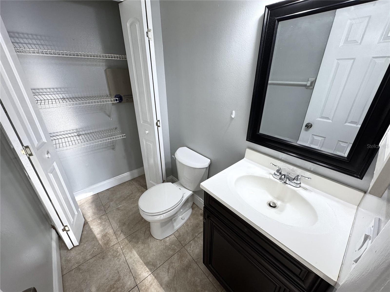 Image 31 of 43 For 421 Normandale Avenue