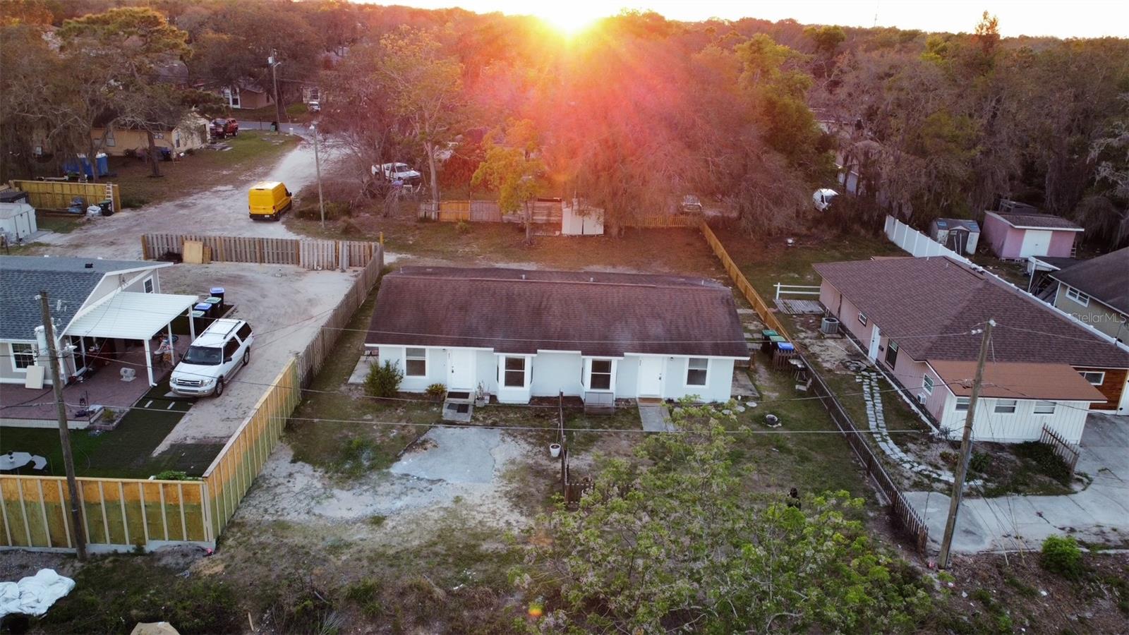 Image 35 of 43 For 421 Normandale Avenue