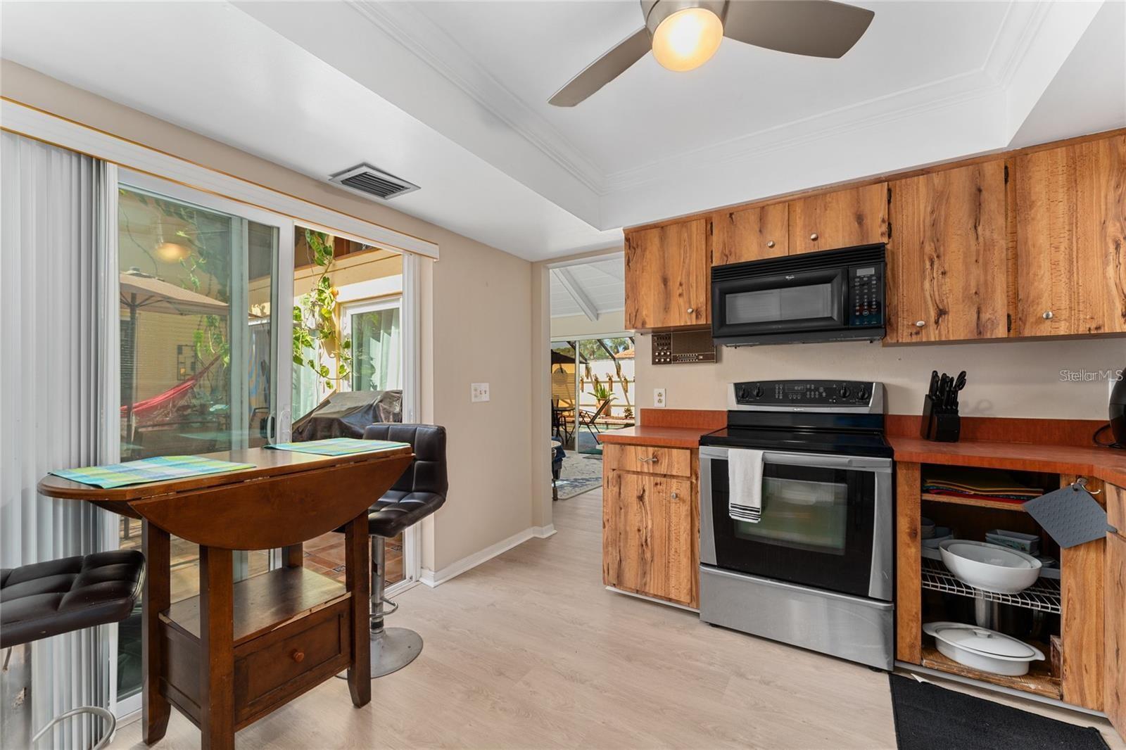 Image 7 of 21 For 5053 Maui Circle 14