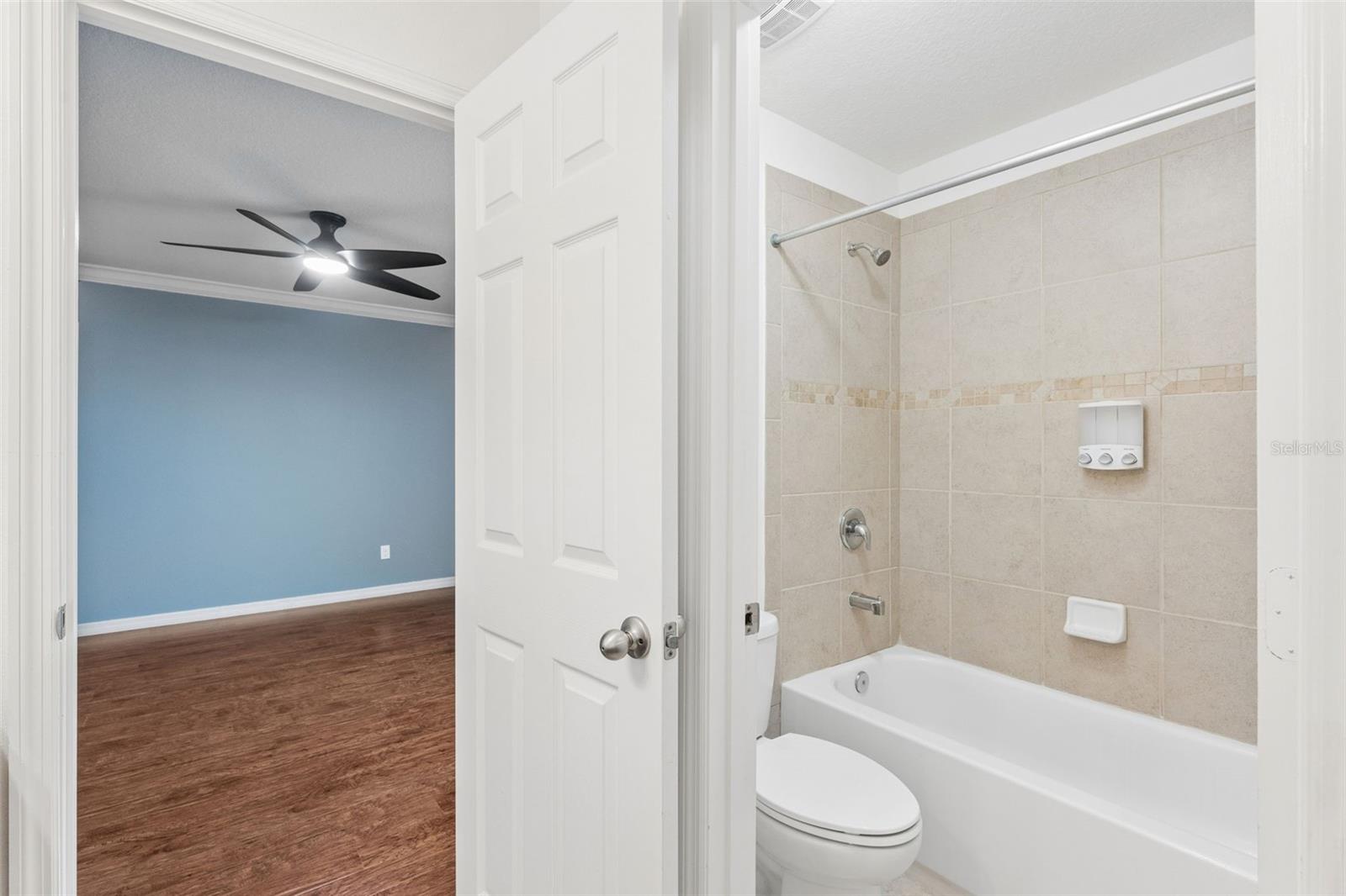 Image 22 of 57 For 12219 Stone Bark Trail