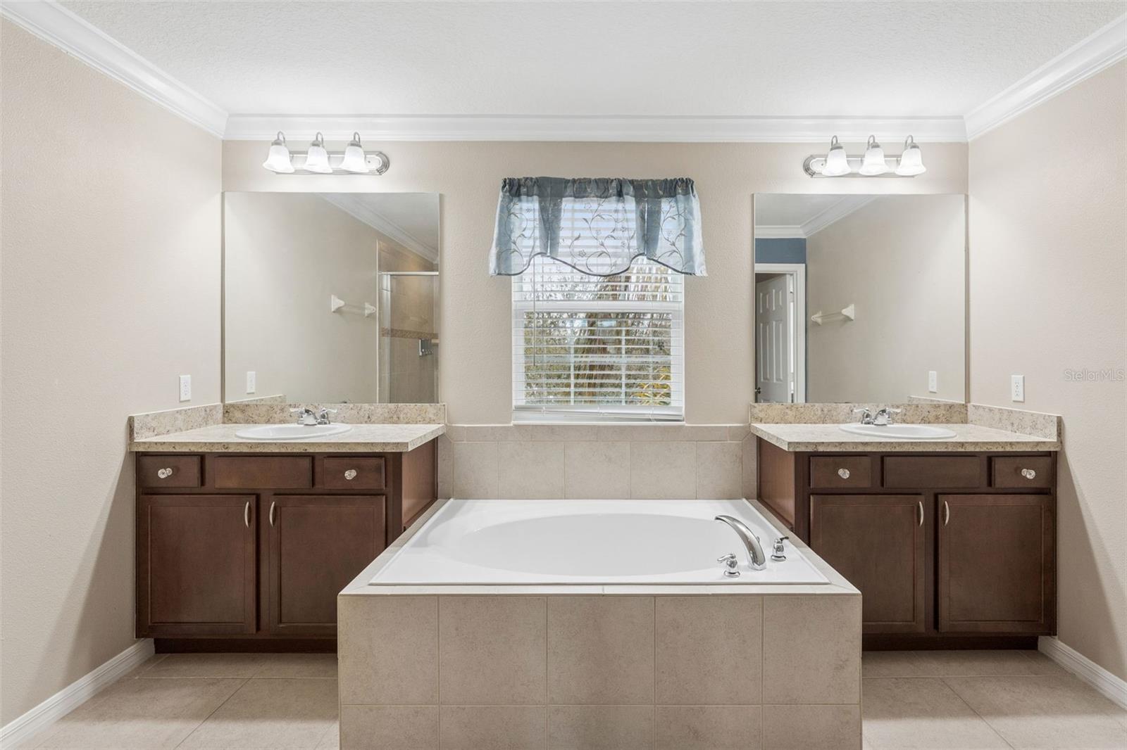 Image 30 of 57 For 12219 Stone Bark Trail