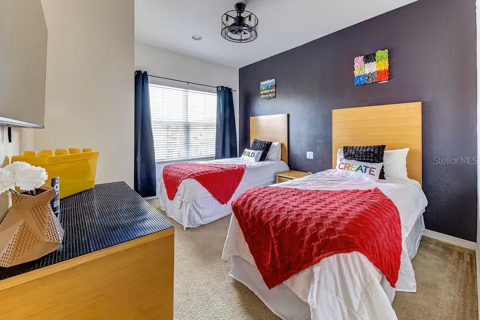 Image 19 of 46 For 2662 Roadster Lane