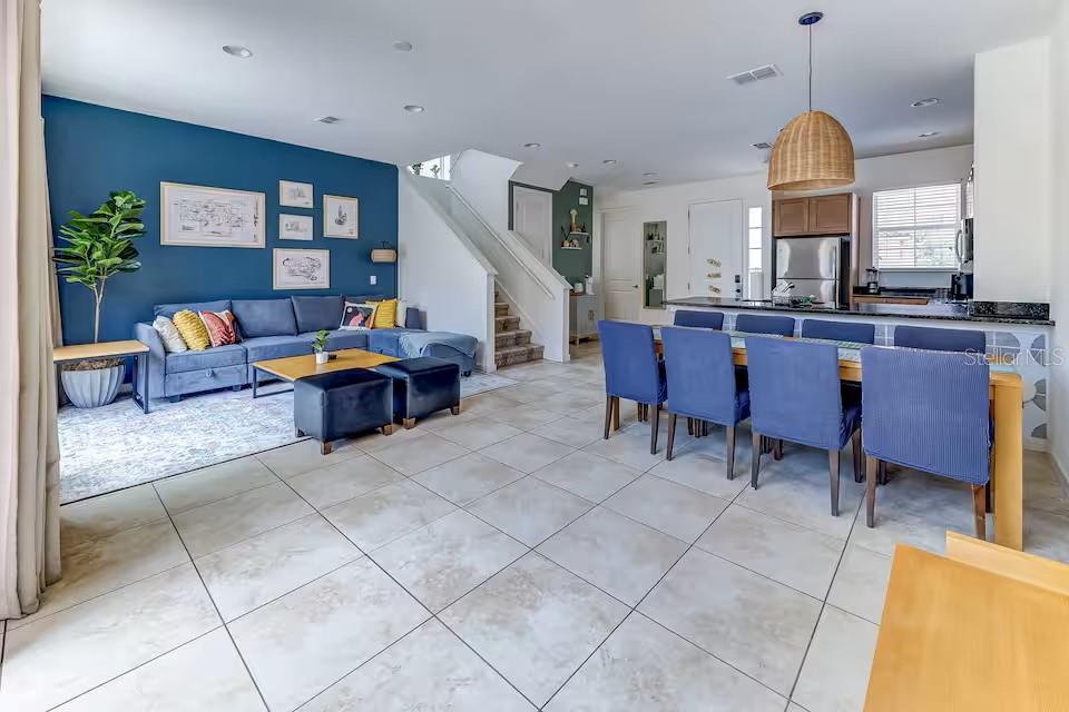 Image 3 of 46 For 2662 Roadster Lane