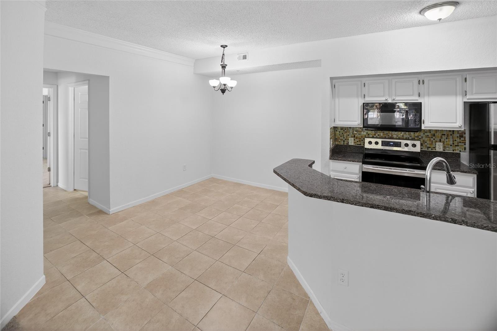 Image 3 of 38 For 13003 Plantation Park Circle 1323