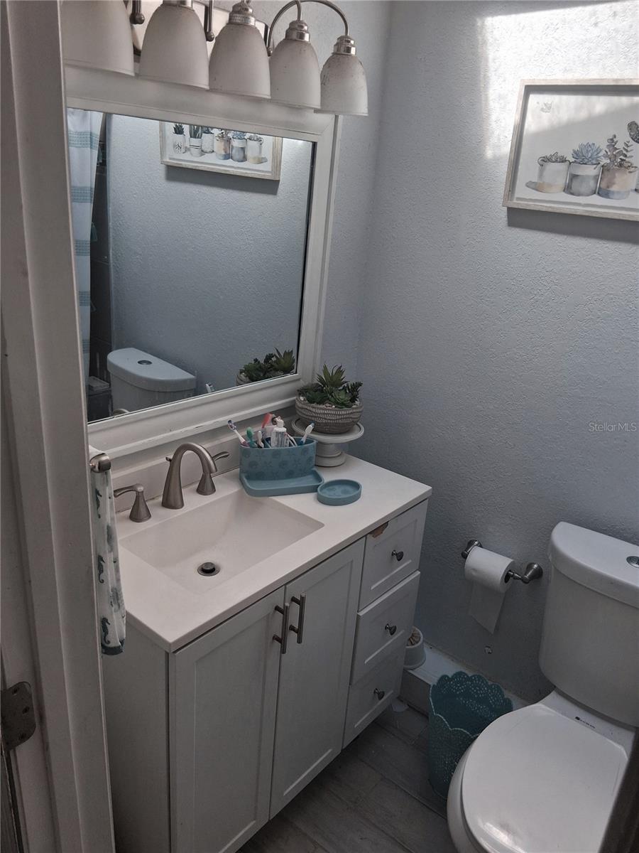 Image 8 of 10 For 1722 Bonneville Drive